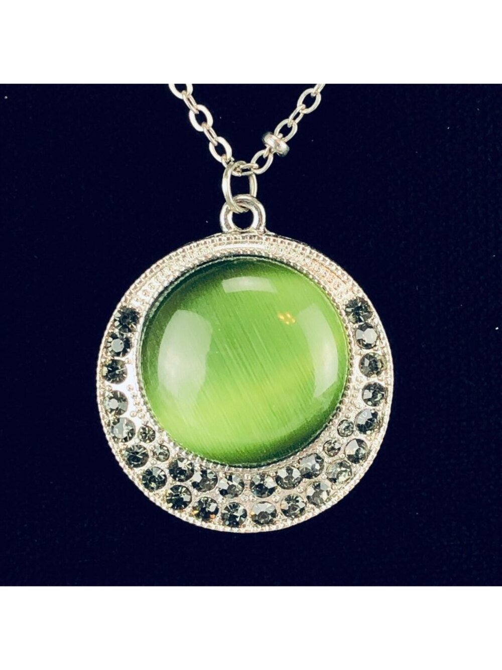 Necklace 21" Silver Tone Green Rhinestone Pendant